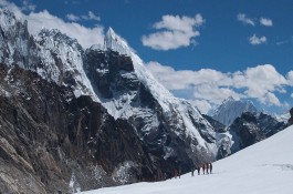 Walking on the snow - Nepal Trekking
