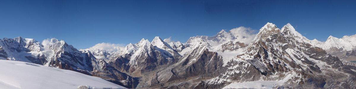 Top 3 Budget Trekking Peaks in Nepal